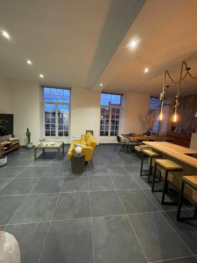 Appart 110m2 terrasse climatisé quartier médiéval Clermont-Ferrand Exterior foto
